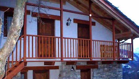Eco Chalet Maison Dominique Challand-Saint-Anselme Kültér fotó