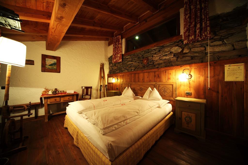 Eco Chalet Maison Dominique Challand-Saint-Anselme Kültér fotó